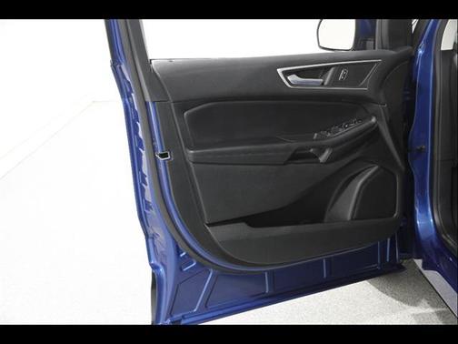 Blue 2023 Ford Edge SEL
