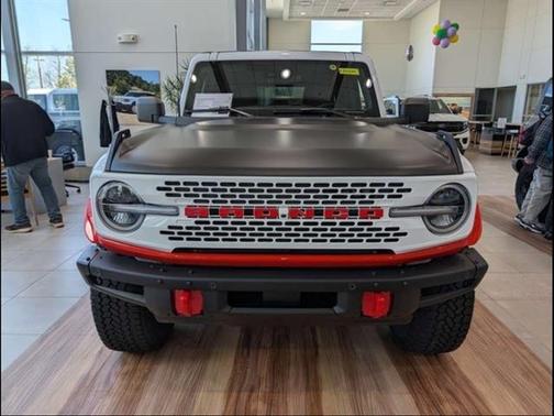 Oxford White 2026 Ford Bronco Stroppe Edition