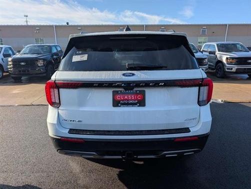 Star White 2026 Ford Explorer Active