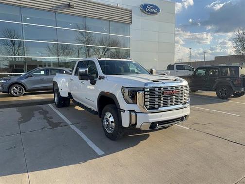2024 GMC Sierra 3500 Denali