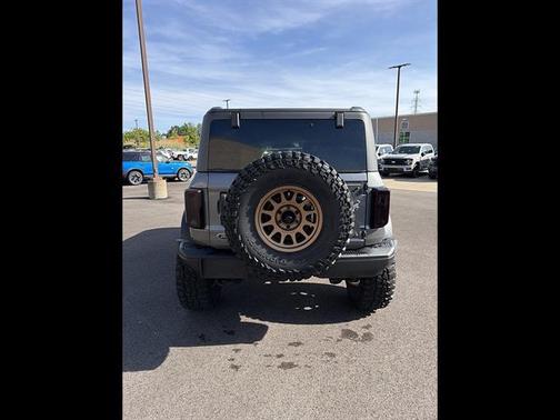 Carbonized Gray 2022 Ford Bronco Badlands Advanced