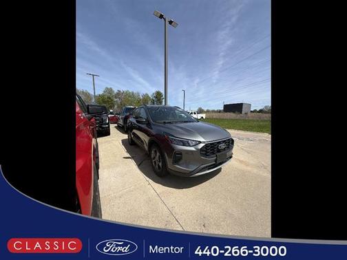 Carbonized Gray 2025 Ford Escape ST-Line