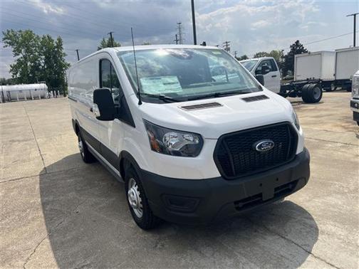 2025 Ford Transit-250 T-250 130 LOW RF 9070 GVWR