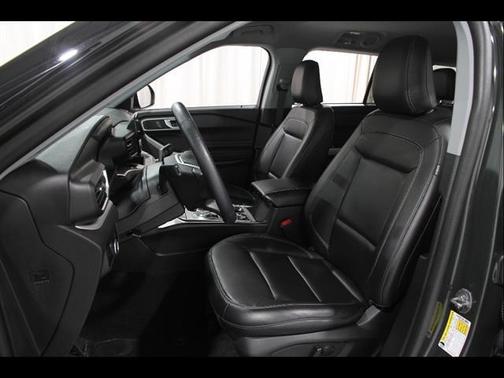 Green 2023 Ford Explorer XLT
