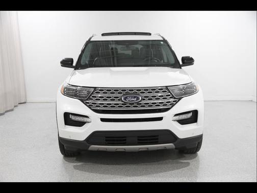 White 2022 Ford Explorer Limited