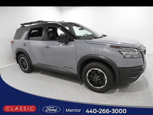 2t Gry Blk Roof 2024 Nissan Pathfinder Rock Creek