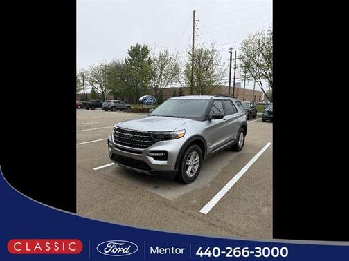 Carbonized Gray 2023 Ford Explorer XLT