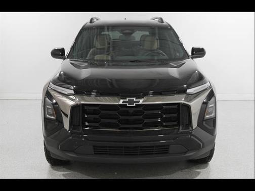 Mosaic Black Metallic 2026 Chevrolet Equinox ACTIV