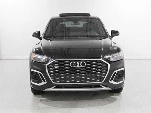 2022 Audi Q5 45 S line Premium Plus
