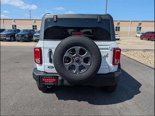 Oxford White 2026 Ford Bronco Big Bend