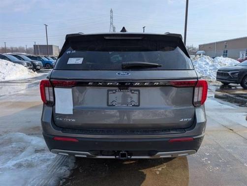 Carbonized Gray 2026 Ford Explorer Active