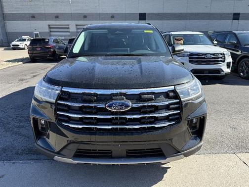 Agate Black 2026 Ford Explorer Active