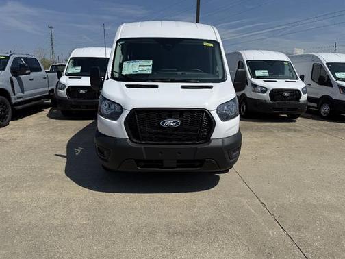 Oxford White 2026 Ford Transit-250 148 WB Medium Roof Cargo