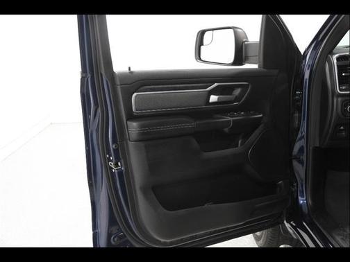 Patriot Blue Pearlcoat 2022 RAM 1500 Big Horn