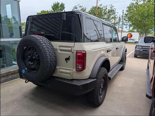 Desert Sand 2026 Ford Bronco Big Bend