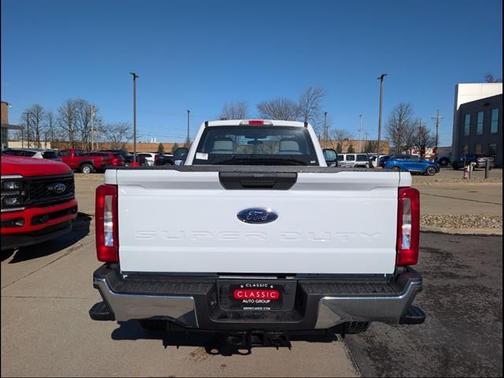 Oxford White 2026 Ford F-350 XL