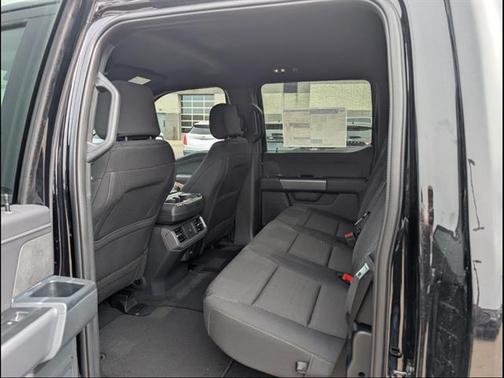 Agate Black 2026 Ford F-150 XLT