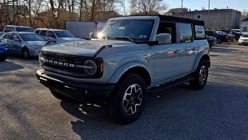 2022 Ford Bronco Outer Banks