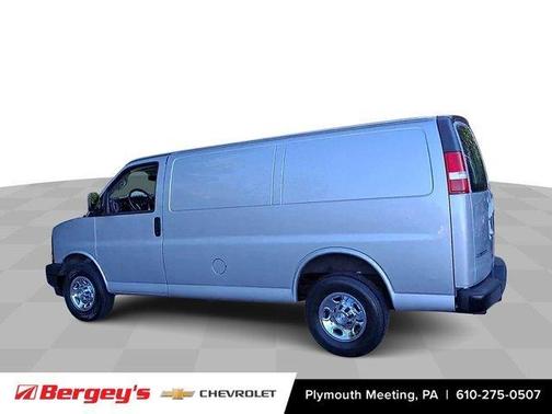 2017 Chevrolet Express 2500 Work Van
