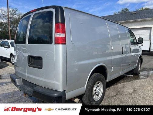2017 Chevrolet Express 2500 Work Van