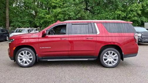 2023 Chevrolet Suburban High Country