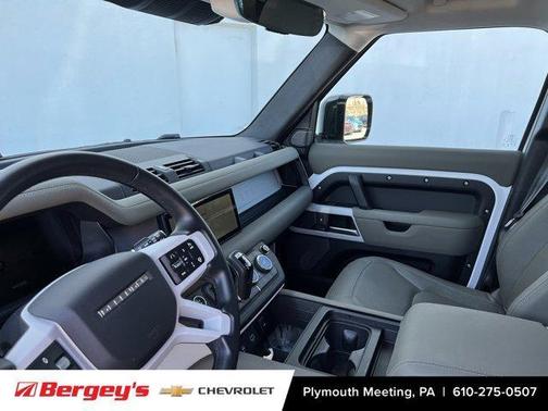 2024 Land Rover Defender P300