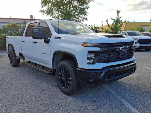 2025 Chevrolet Silverado 2500 Custom