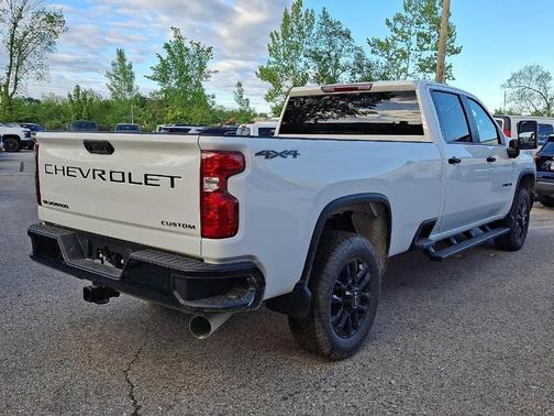 2025 Chevrolet Silverado 2500 Custom