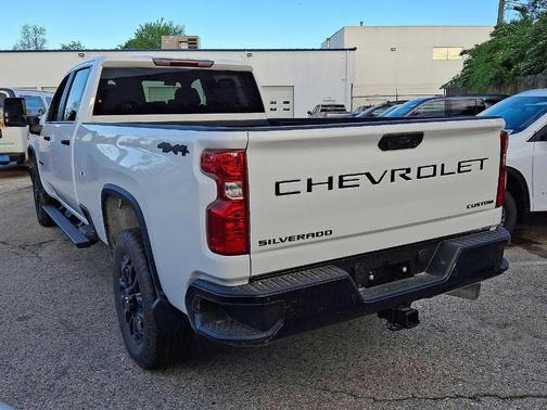 2025 Chevrolet Silverado 2500 Custom