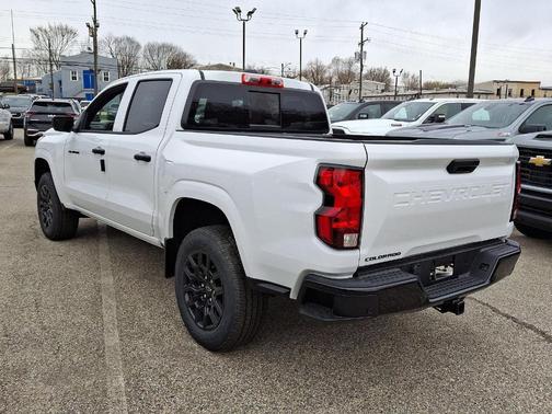 2025 Chevrolet Colorado WT