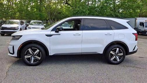 2023 Kia Sorento S