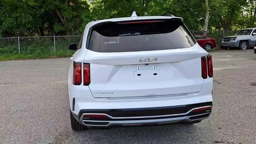 2023 Kia Sorento S
