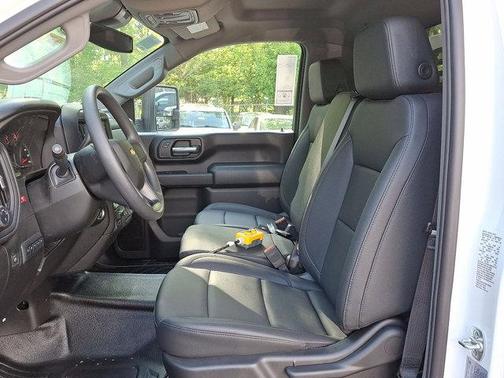 2025 Chevrolet Silverado 3500 WT