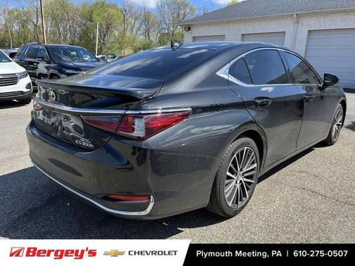 2024 Lexus ES 300h ES 300h