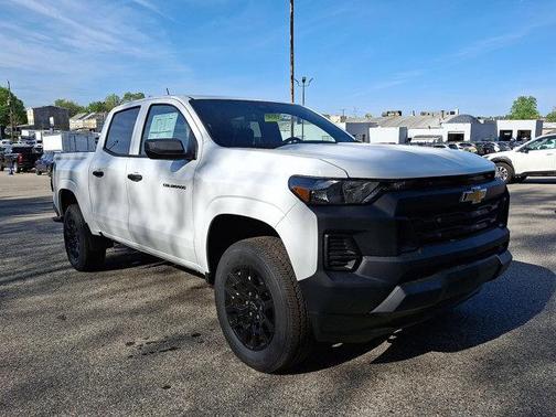 2025 Chevrolet Colorado WT