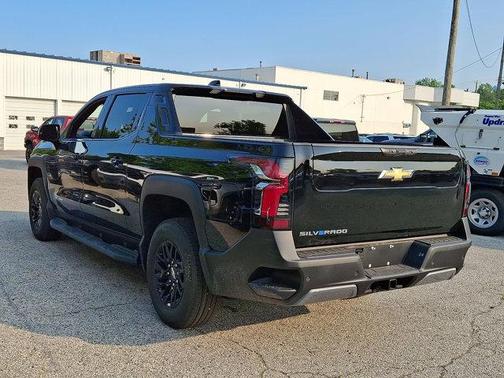 2025 Chevrolet Silverado EV LT