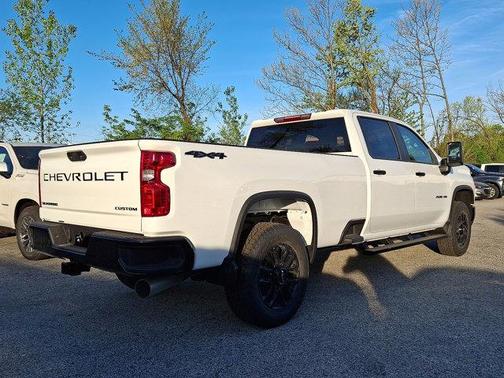 2025 Chevrolet Silverado 2500 Custom