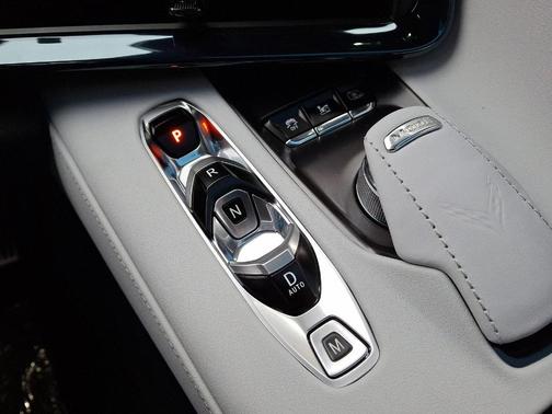 2025 Chevrolet Corvette Stingray w/2LT
