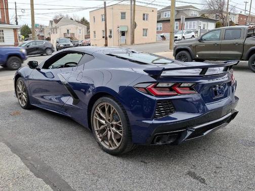 2025 Chevrolet Corvette Stingray w/2LT