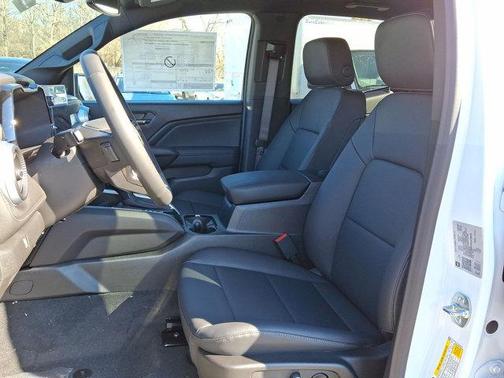 2025 Chevrolet Colorado WT