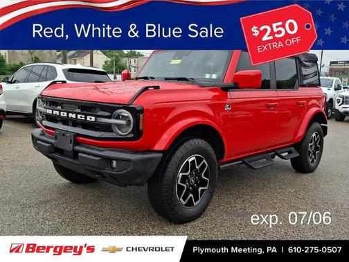 Race Red 2023 Ford Bronco Outer Banks