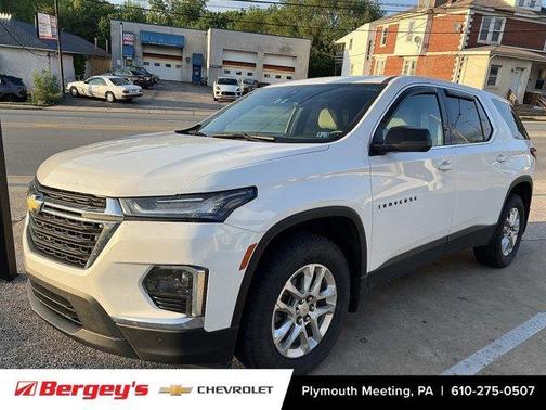 2022 Chevrolet Traverse LS