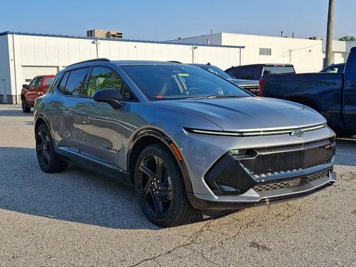 2025 Chevrolet Equinox EV RS