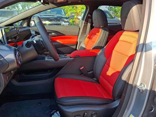 2025 Chevrolet Equinox EV RS