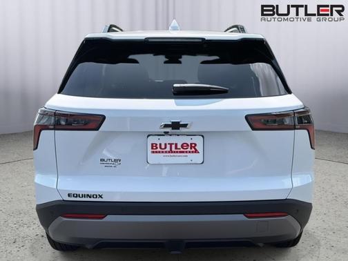 Summit White 2026 Chevrolet Equinox LT