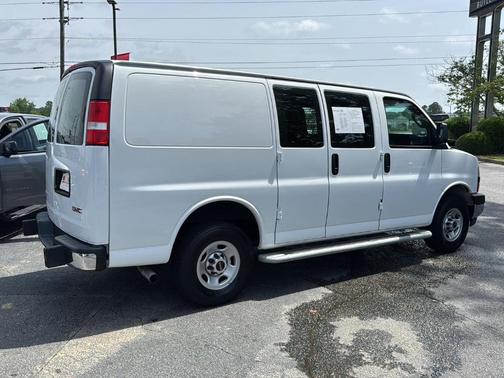2023 GMC Savana 2500 Work Van