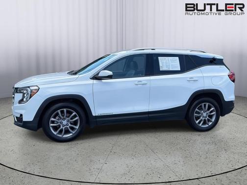 Summit White 2024 GMC Terrain SLT