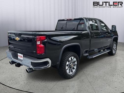 Black 2024 Chevrolet Silverado 2500 LT