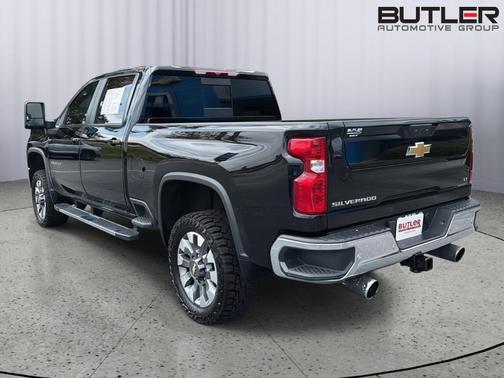 Black 2024 Chevrolet Silverado 2500 LT