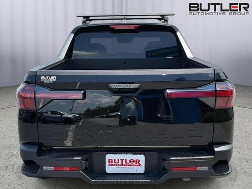 Phantom Black 2025 Hyundai SANTA CRUZ SEL